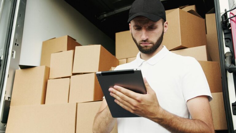 Logistics Unlocked: Your Comprehensive Guide to 3PL Services